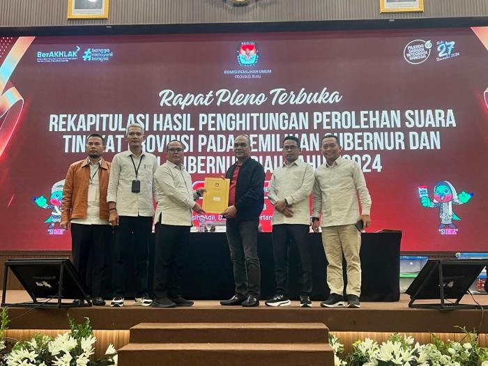 KPUD Riau Tetapkan Paslon Abdul Wahid - SF Hariyanto Peraih Suara Terbanyak 