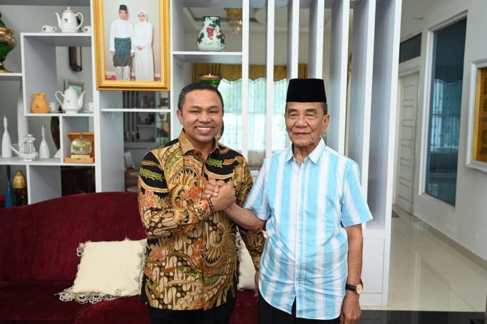 Tokoh Legend Rokan Hilir Anas Makmun Turun Gunung Dukung Abdul Wahid 