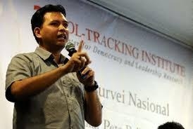 Survei Poltracking: Head to Head, Jokowi 53,2% dan Prabowo 33,0%