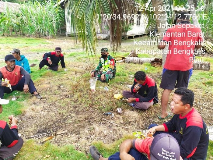 Babinsa Desa Kelemantan Barat Kembali Gelar Kegiatan Komsos