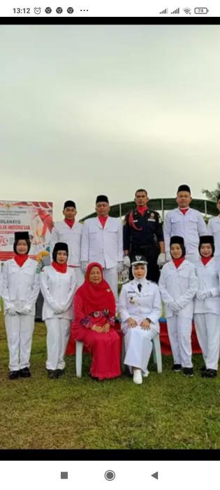 Sukses, Pj Desa Senderak Ikuti Upacara HUT RI Ke 79 
