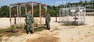 Antisipasi Kerusakan, Babinsa Kampung Minas Jaya Gelar Patroli di Objek Vital Nasional