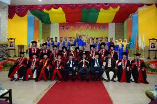 Wisuda Ke 5 AKN Bengkalis Tahun 2019 Berlangsung Haru